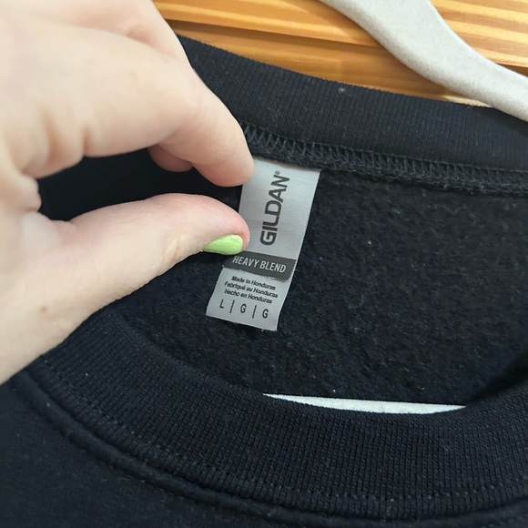 Taylor Swift Reputation Sweatshirt - Picture 4 of 4